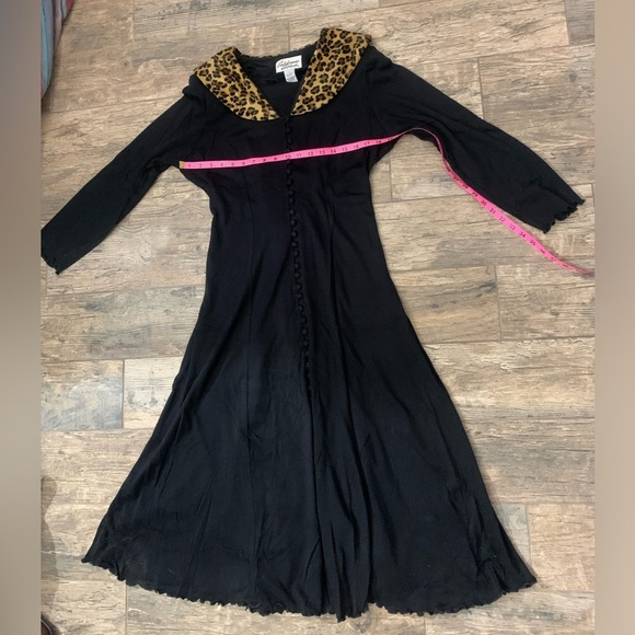 Women’s California Gold Rush black maxi button-up dress w/ leopard print collar - Picture 4 of 5
